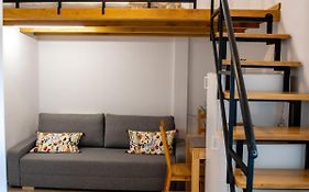 Selari street Apartments